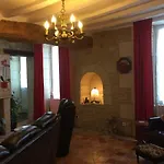 La Little School D'hôtes à Arçay Couette-café Arcay (Vienne)