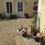 فندق مبيت وإفطار La Little School D'hotes A Arcay Arcay (Vienne)