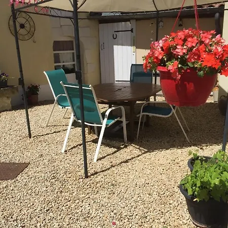 La Little School D'hotes A Arcay Bed and breakfast