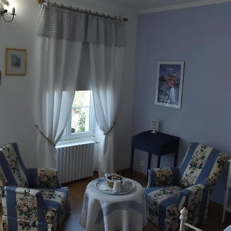 La Little School D'hotes A Arcay