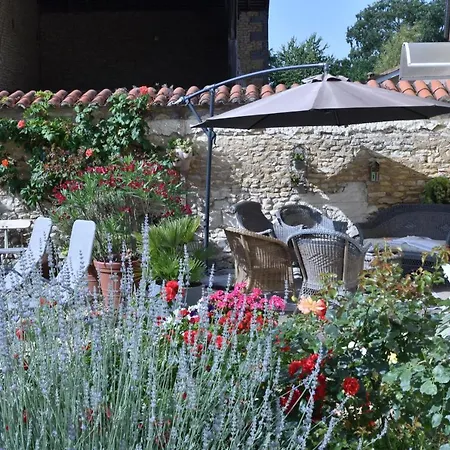 La Little School D'hotes A Arcay Отель типа 