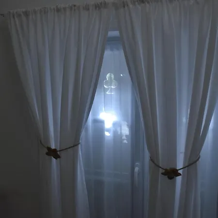 La Little School D'hotes A Arcay Oda ve Kahvaltı