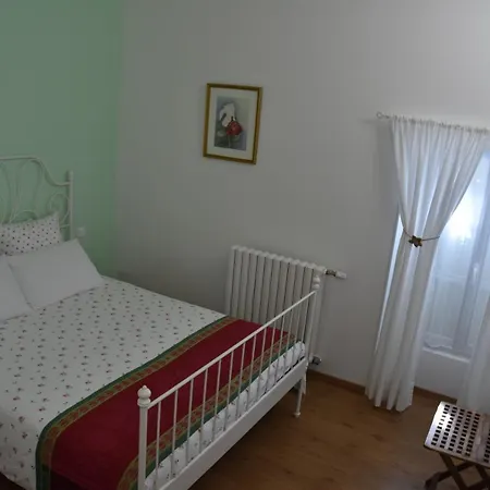 La Little School D'hotes A Arcay Oda ve Kahvaltı