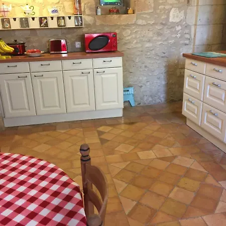 La Little School D'hotes A Arcay 3*