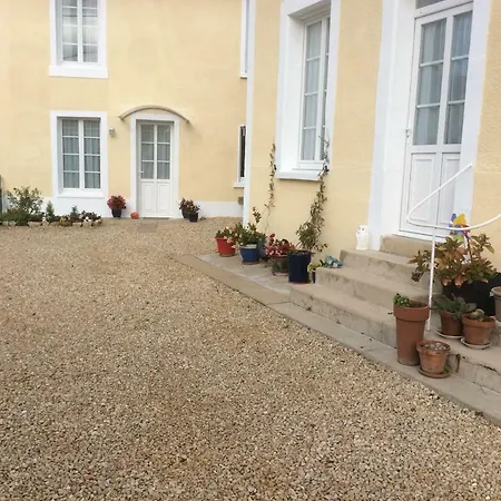 La Little School D'hotes A Arcay 3*