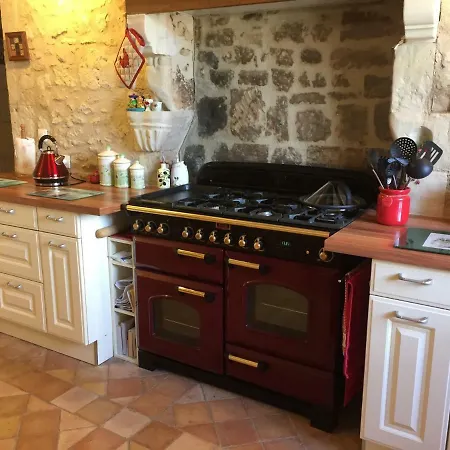 La Little School D'hotes A Arcay 3*