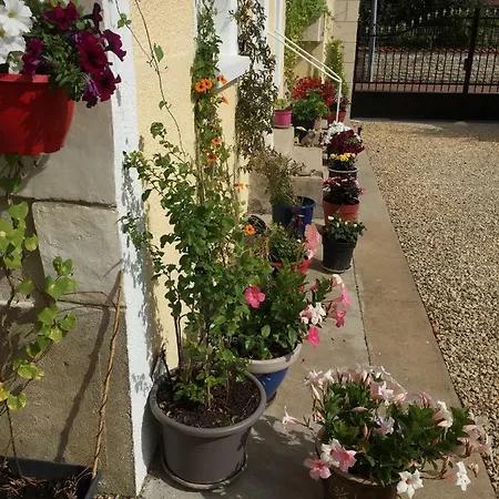 La Little School D'hotes A Arcay Отель типа 